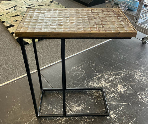 Table Accent