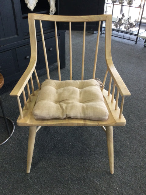 Chair (Accent)