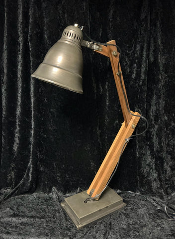 Lamp/Table