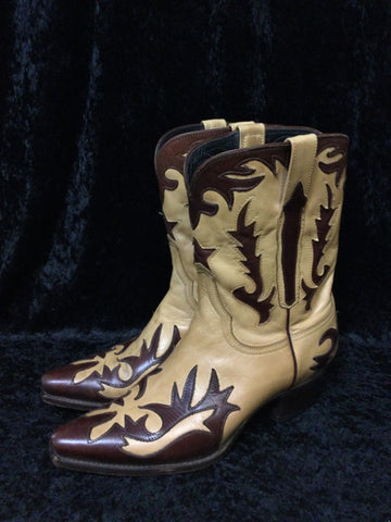 7.5 Boots