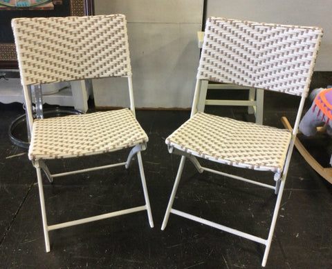Chair (Accent)