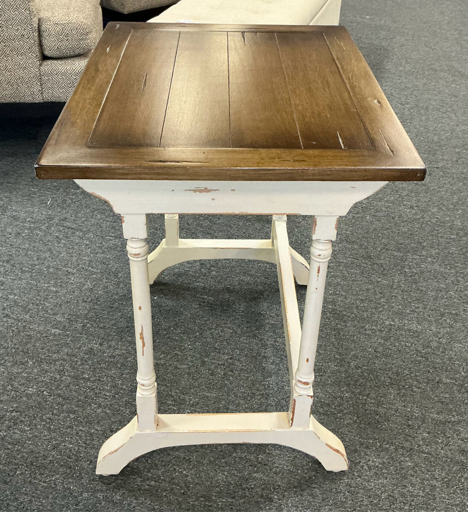 Table Accent