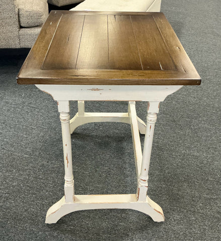 Table Accent