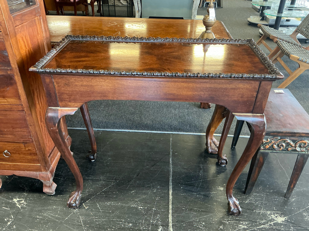 Table Accent